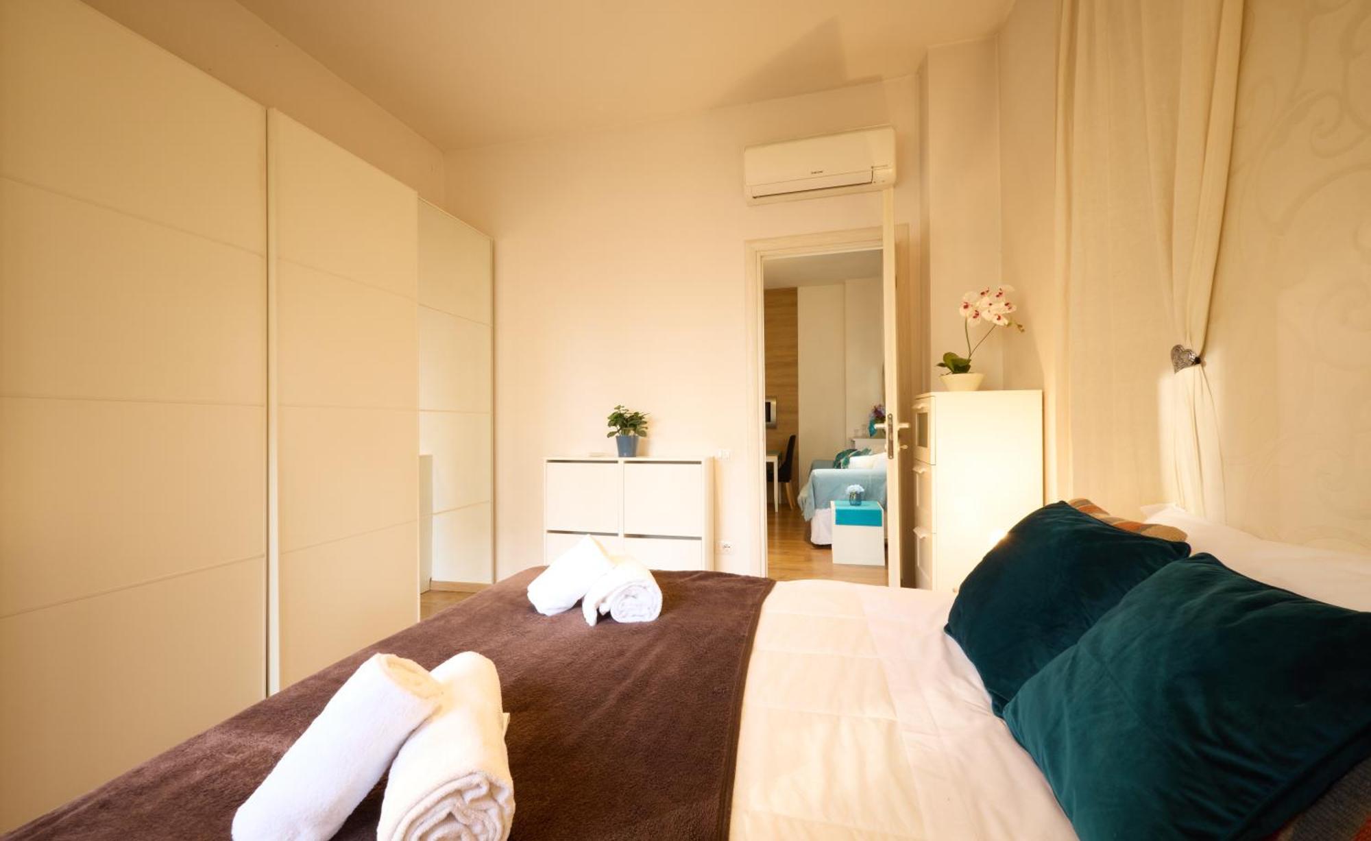 Novoli Cozy Apartment Florenz Exterior foto