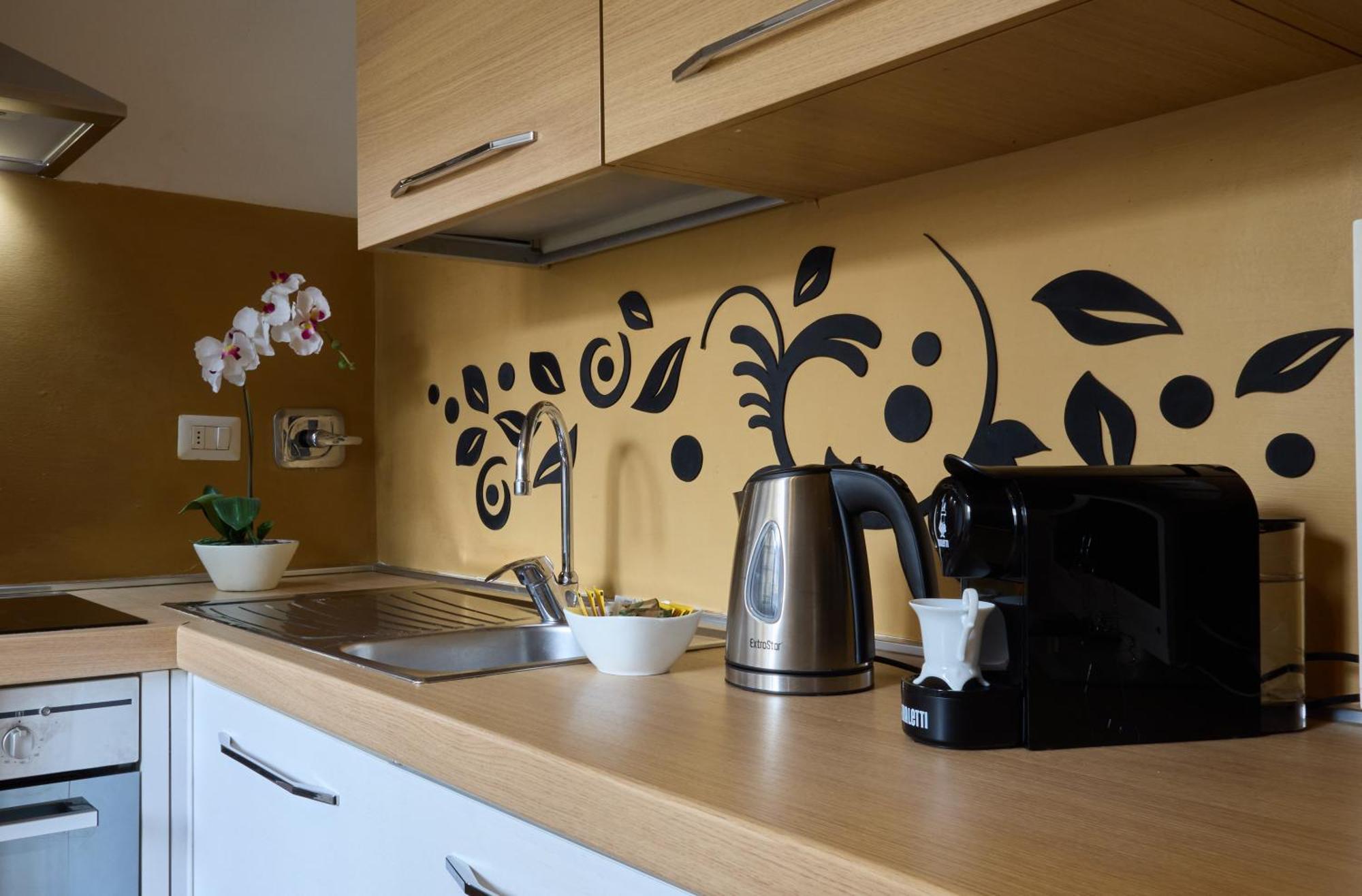 Novoli Cozy Apartment Florenz Exterior foto
