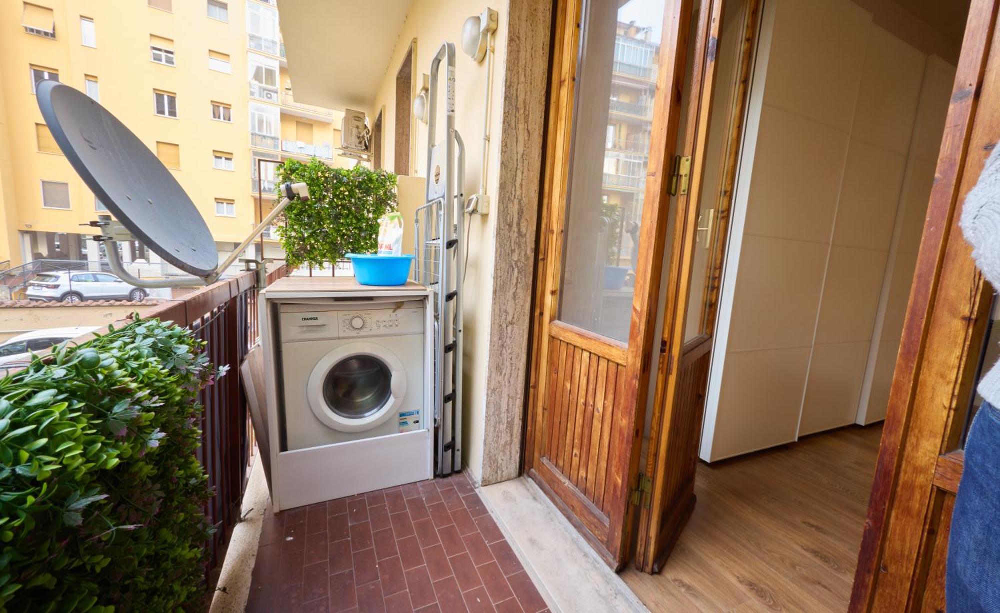 Novoli Cozy Apartment Florenz Exterior foto